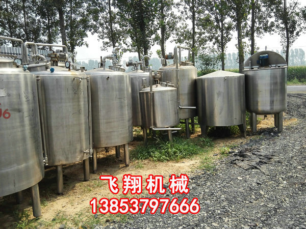 立式不銹鋼儲(chǔ)罐 (10).jpg